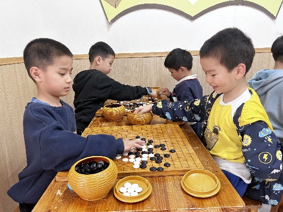 課堂對(duì)弈2.jpg 課堂對(duì)弈2.jpg