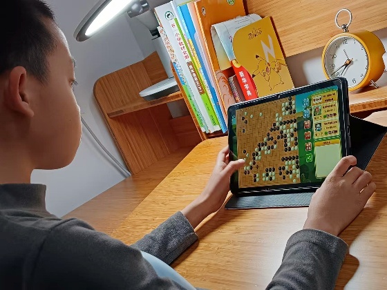 網(wǎng)絡(luò)賽5.jpg 網(wǎng)絡(luò)賽5.jpg